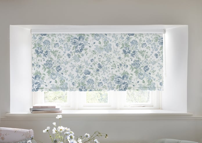 Shabby Chic by Rachel Ashwell Romantic Rose (Blackout), Blue - Twist&Fit Roller Blind - Image 3